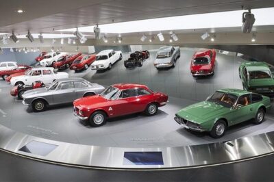 Alfa Romeo Museum, private tour from Milan - Inside the Museo Alfa Romeo: road and race cars, side by side