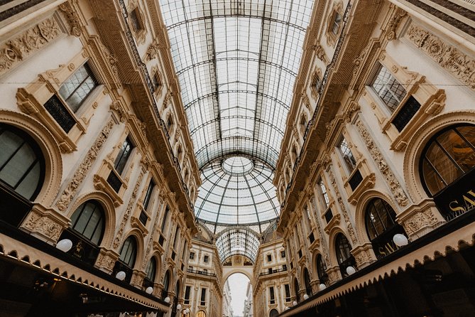 BERGAMO ORIO AL SERIO - Milano airport transfer with private Luxury Van - Where you start and where you end in Milan