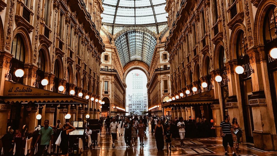 Best of Milan: Private Walking Tour with a Local - Starting at Piazza del Duomo: where your feet and your questions line up