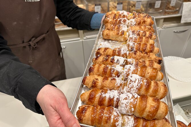 Delicious Milan Street Food Tour Tasting and Sightseeing with Local Guide - Milan Street Food + Sights: a fast, smart way to get bearings
