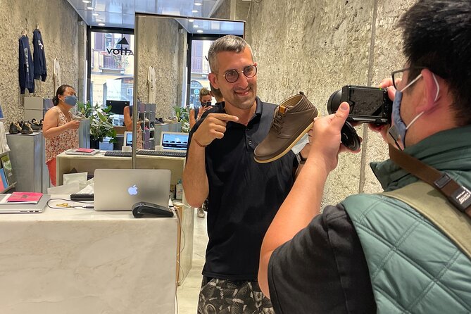 Explore History and Style with this Walking Tour in Milano - Entering the Brera Shopping Flow