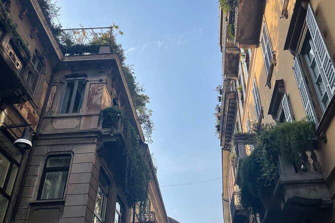 Explore History and Style with this Walking Tour in Milano - What the Route Is Really Trying to Teach You