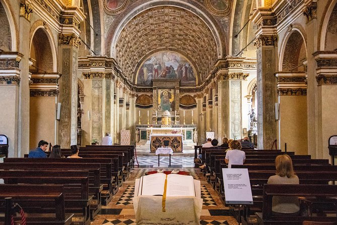Explore Milan in 90 minutes with a Local - Shopping, dining, and sightseeing tips that don’t feel like generic advice