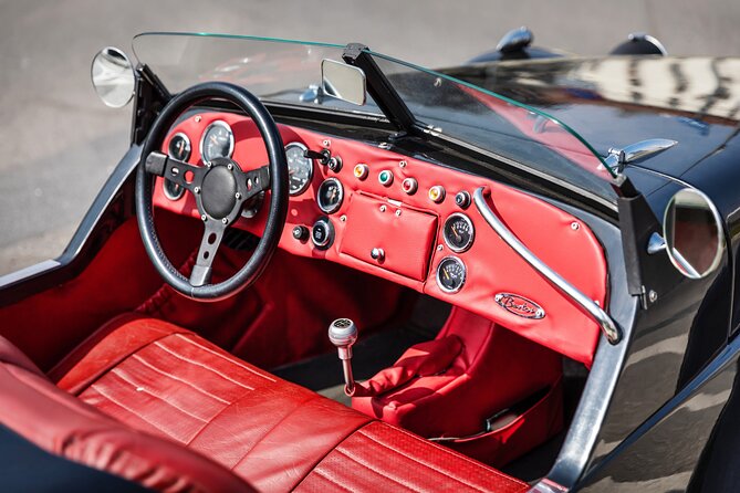 From Milan | Drive a vintage car on Lake Como - Lenno and Villa Balbianello gardens: lakeside promenade and village time