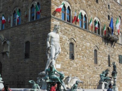 From Milan: Florence Walking Tour with Train Tickets - Florence Check-In at Via dei Martelli 50red: Easy to Find, If You’re Early