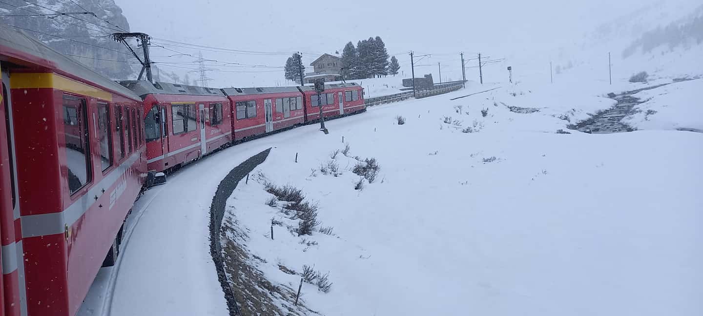 From Milan: Lake Como and Bernina Train Day Trip - Tirano and the ride back to Milan: quick break, then onward