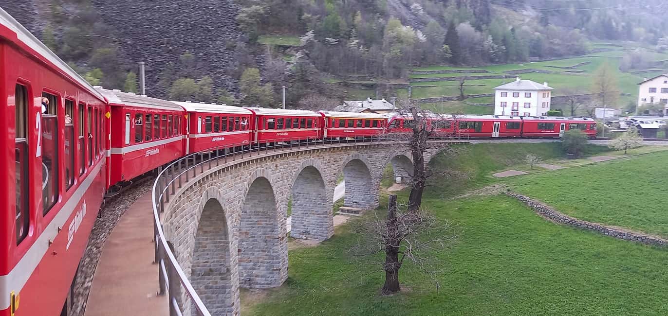 From Milan: Lake Como and Bernina Train Day Trip - Lecco on Lake Como: one hour that actually feels like a break