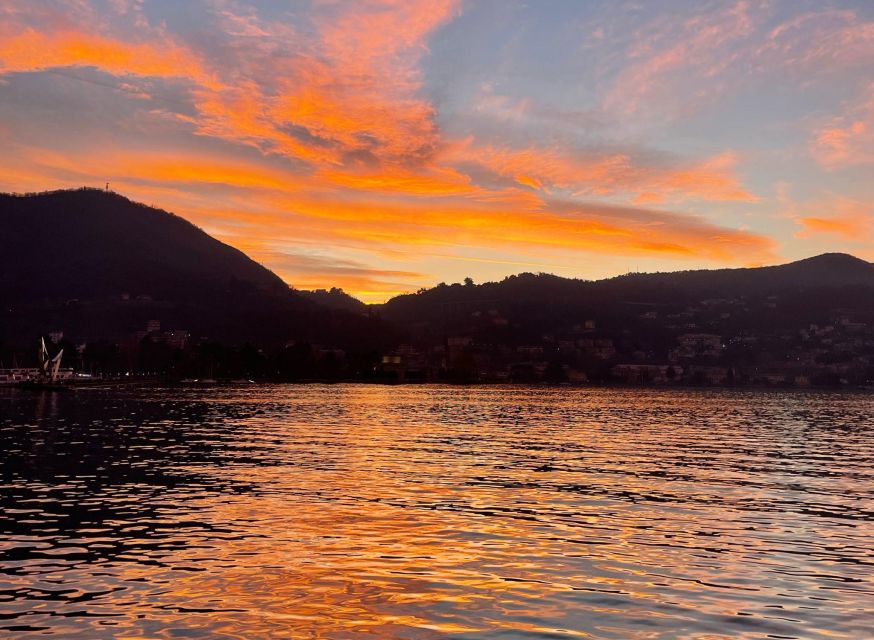 From Milan: Lake Como Day Trip Bellagio and Villa Carlotta - Riding the public ferry between Varenna, Bellagio, and Tremezzo