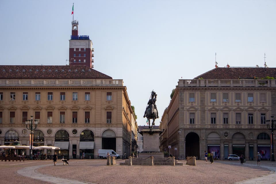 From Milan: Turin & Genoa Full Day Tour - Comfortable and well-run: the guide + self-guided blend