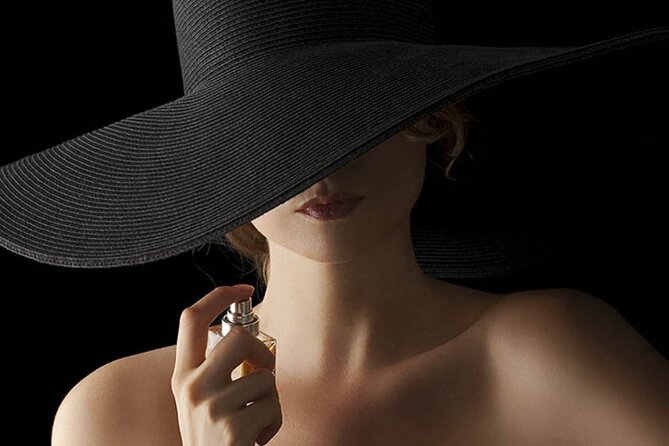Italian Perfume Workshop in Milan - What “private” means for the vibe and the learning