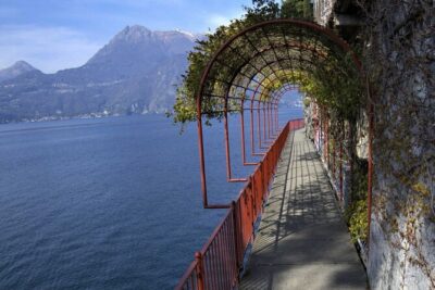 Lake Como from Milan: Varenna, Bellagio, and the Iconic Villa - The Lake Cruise: Between Stops on the Water