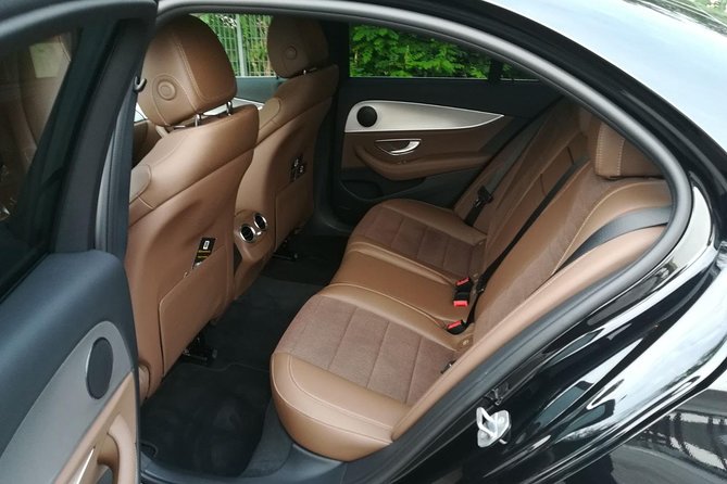 Lake Como-Private Transfer Como-Cernobbio-Moltrasio-Laglio to MXP - Clean car, professional drivers: the vibe that keeps things smooth