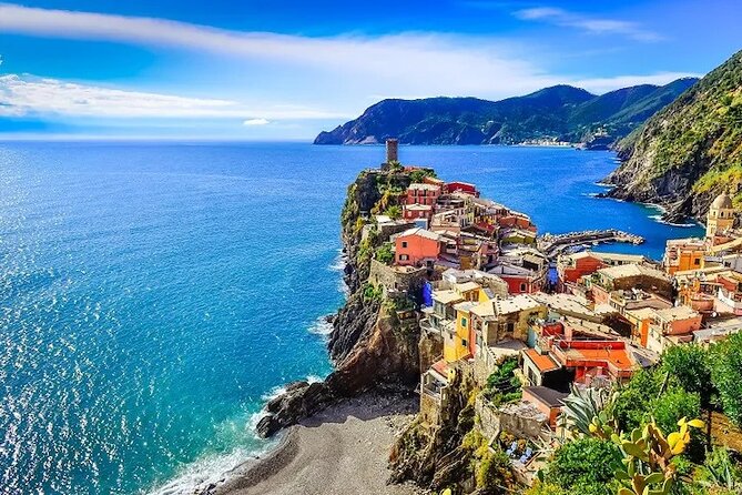 Ligurian Colors, Cinque Terre Full Day Private Transfer Excursion From Milan - Monterosso al Mare: where your Cinque Terre day clicks into place