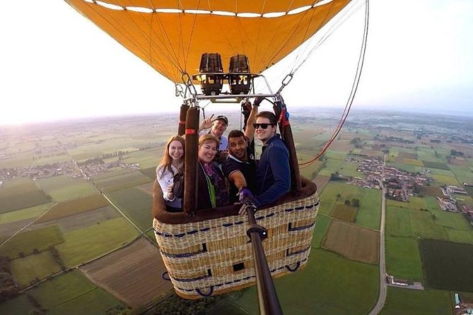 Lombardy Hot Air Balloon Flight Milan - Inflation to touchdown: the rhythm of the balloon day