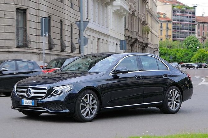 Luxury private Transfer from Milan center to Malpensa Airport - Door-to-Door Beats Milan Airport Chaos