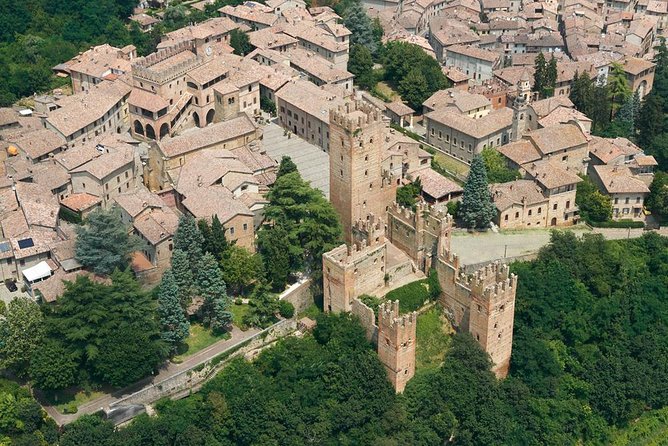 Medieval villages & Cremona Stradivari's town, tour from Milan - Getting from Milan: private pickup and a day that doesn’t waste time