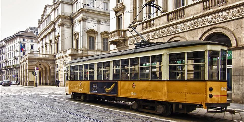 Milan: 2.5-Hour City Tour by Tram - Getting the big landmarks right: Duomo, Galleria Vittorio Emanuele, and La Scala