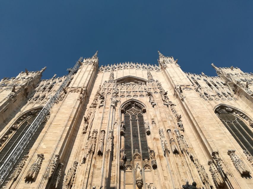 Milan: 4-Hour Art and History Private Walking Tour - Meeting at Galleria Vittorio Emanuele II: a smart starting line