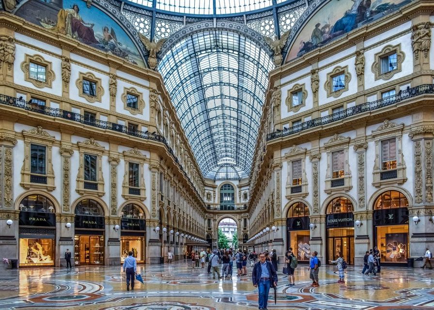 Milan: Best of the Highlights Walking Tour - Piazza Affari and Piazza Cordusio: Where Milan’s Modern Money Meets Its Old Streets