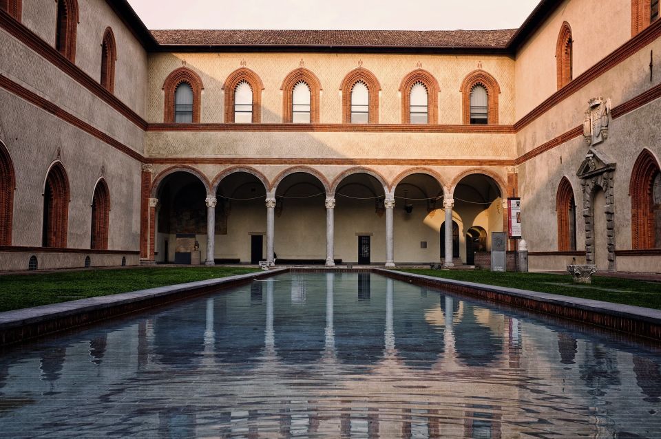 Milan Cathedral, Sforza Castle and Michelangelo’s Pietà Tour - Duomo Square start: how to avoid a stressful morning