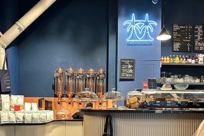 Milan Coffee & History Crawl with a Licensed Tour Guide - Piazza Cordusio to Piazza Mercanti: meet the city at walking speed