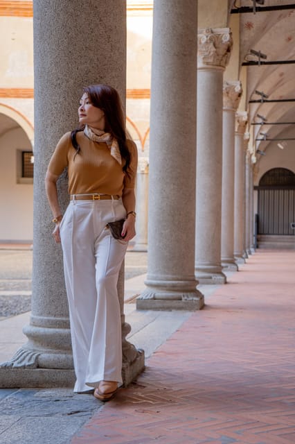 Milan: Duomo Square and Gallery Private Photo Shoot - Key moments that make this shoot worth it