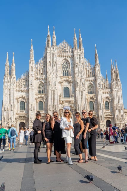 Milan: Duomo Square and Gallery Private Photo Shoot - Start at McDonald’s Milano Duomo: the practical meeting point