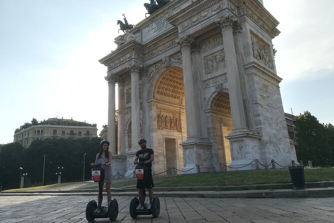 Milan: Electric Bicycle Tour Tourist Guide Live - 3 hours & half - Price and timing: what $90.12 buys you in Milan