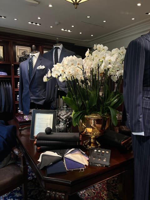 Milan: Exclusive Private Fashion Tour - Ending in Via della Spiga and the Golden Quadrilateral