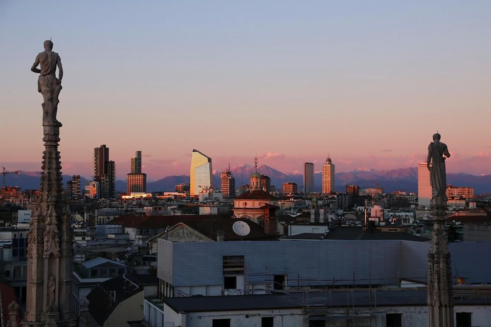 Milan: Express Walk with a Local in 90 minutes - Timing, walking pace, and how to plan the rest of your day