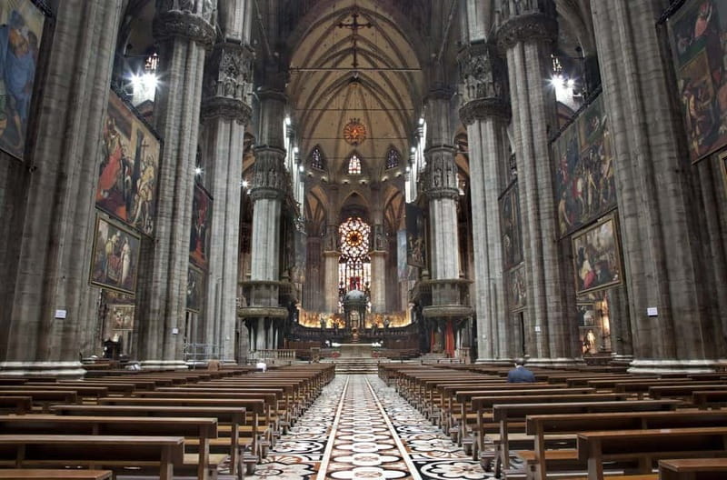 Milan: Fast Track Cathedral and Duomo Rooftop Guided Tour - Comfort, shoes, and bag rules that can ruin your day