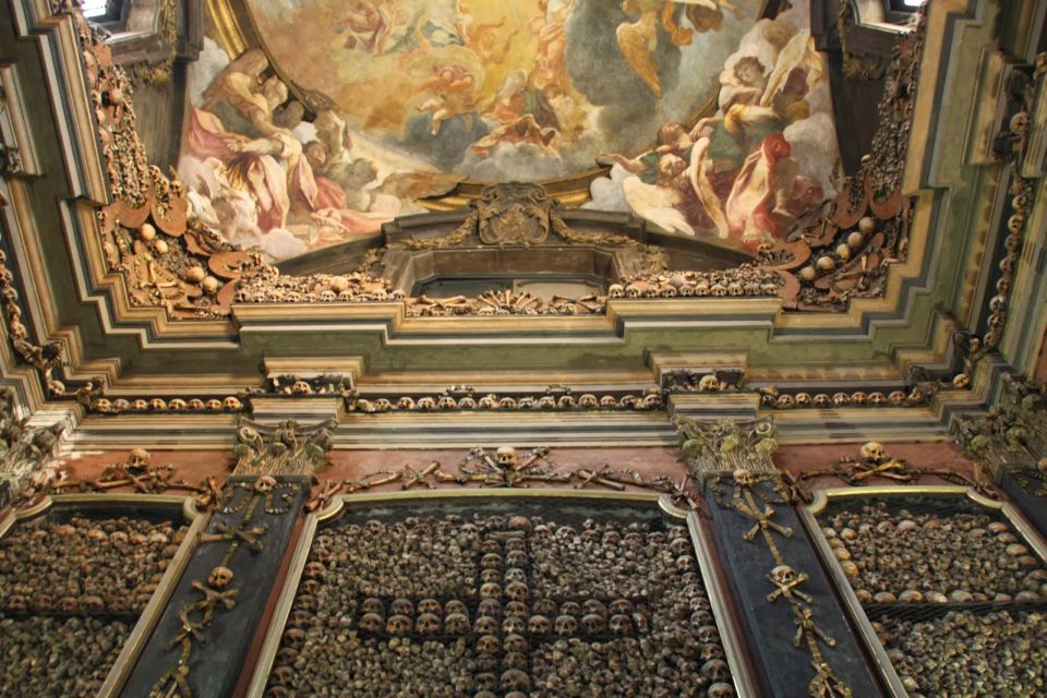 Milan Food and Secrets Tour - The Big Payoff: A Historic Milan Room With Three Wines