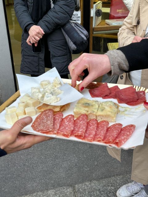 Milan: Gourmet Street Food Tour with Sightseeing and Tasting - From Big Sights to Food Stops: How the Route Really Works