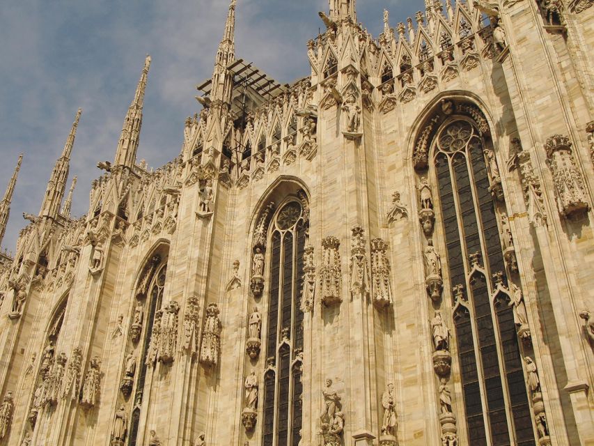 Milan: Guided Cathedral Tour with Rooftop Terraces Access - How the one-hour format really plays