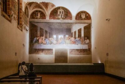 Milan: Guided Tour of Leonardo da Vinci's 'The Last Supper' - Meeting the guide at the Santa Maria delle Grazie entrance (yellow TOUR sign)