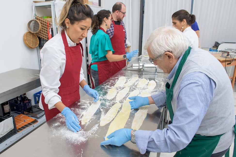 Milan: Italian Cooking Class with Food and Wine - Chef and the City: Why This Milan Cooking Class Works