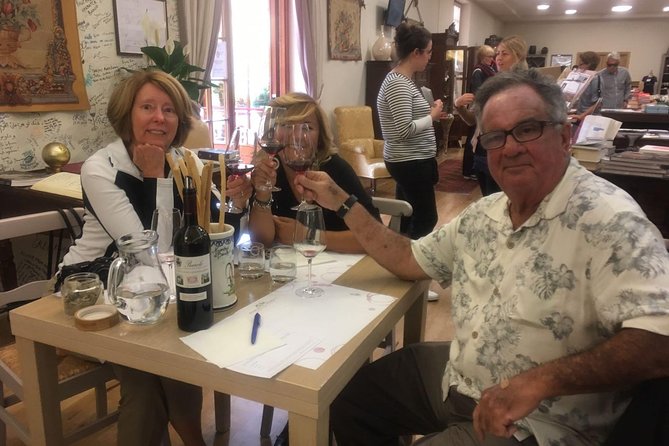 Milan : ITALIAN FOOD TOUR - 3h - What you actually get: up to 4 food stops plus beverages