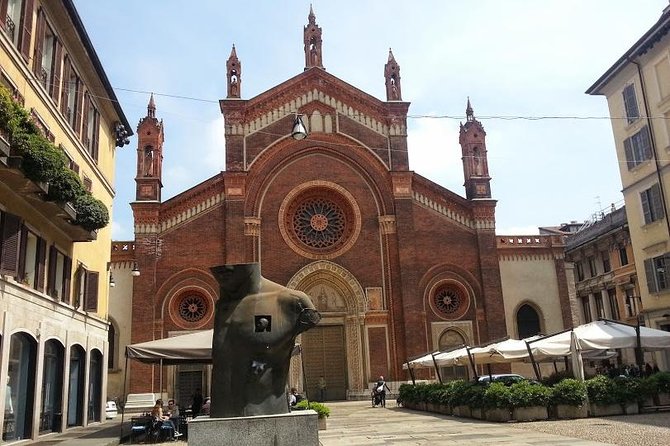 Milan : ITALIAN FOOD TOUR - 3h - The guide factor: why Renzo’s energy matters
