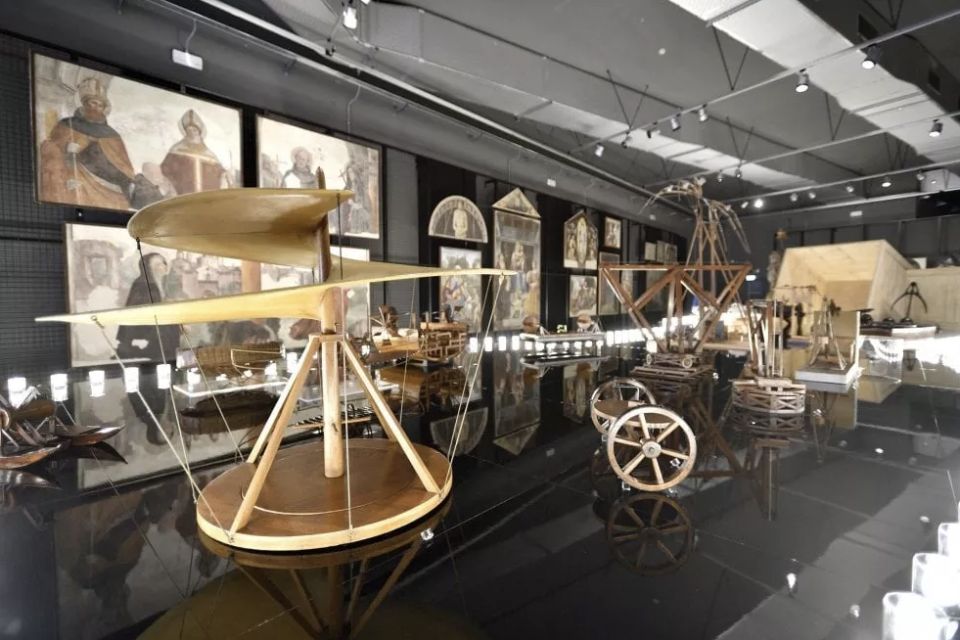 Milan: Leonardo da Vinci Museum Guided Tour with Ticket - Booking Details That Affect Your Experience (Languages, Timing, and Headsets)