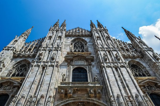 Milan Must-See Sites Guided Tour with Skip-the Line Tickets to Duomo & Cathedral - Duomo Cathedral: Skip the Line, Then Use the Guide for the Facade