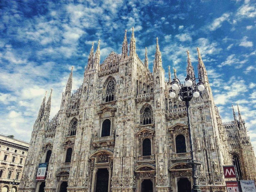Milan Off-the-Beaten-Path Private Walking Tour - Royal Palace Talk and the San Gottardo Legend