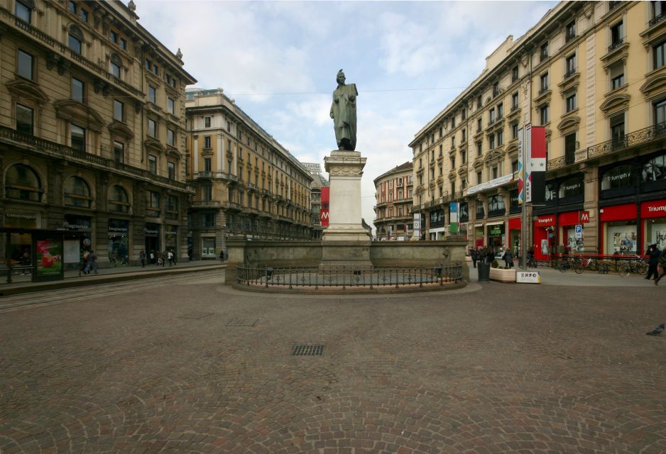 Milan: Private 4-Hour Walking Tour - Entering the Duomo: more than just photos