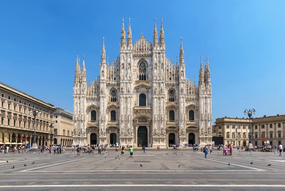 Milan: Private Duomo Cathedral and Roof Top Guided Tour - The Crypt Stop: Under the Altar and Carlo Borromeo’s Tomb