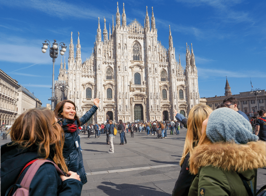 Milan: Private Walking Tour with Last Supper and Duomo Entry - Piazza della Scala and La Scala’s exterior: culture with no extra ticket