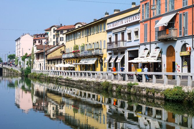 Milan Scavenger Hunt and Best Landmarks Self Guided Tour - How the World City Trail app guides you step to step