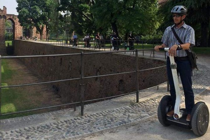 Milan: Segway Tour with Local Tourist Guide Live - 3 hours & half - Darsena and the canal side of Milan