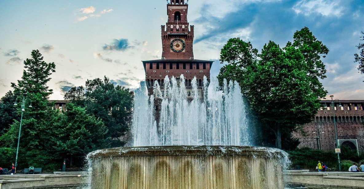 Milan: Sforza Castle Guided Tour - Inside Sforza Castle: fortress rooms that still make sense