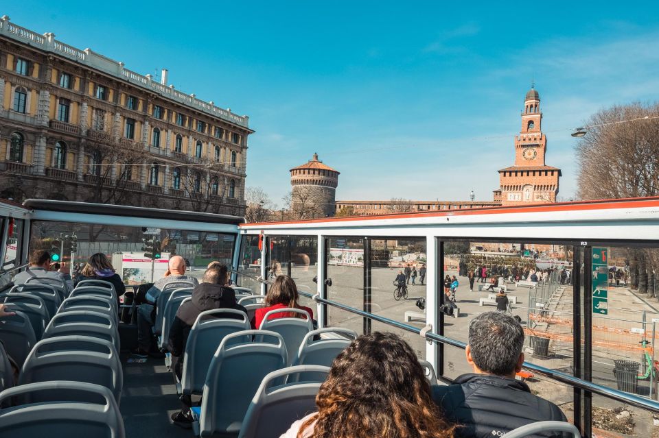 Milan: Skip-the-Line Duomo Guided Tour & Hop-on Hop-off Bus - Duomo in One Hour: What Priority Access Actually Does