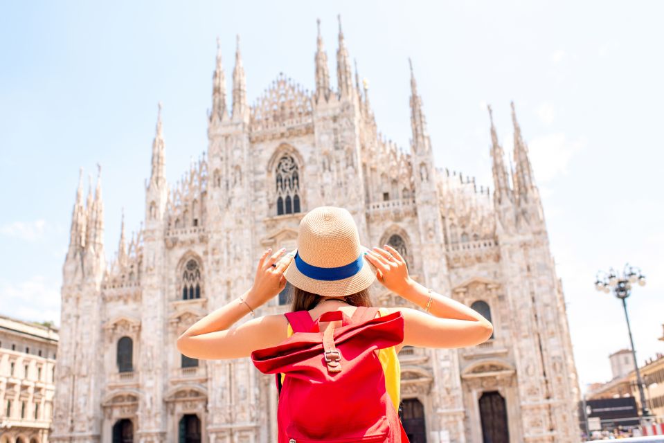 Milan: small group walking tour of the Duomo and city centre - A 2-hour Milan walk that starts where you actually want to be