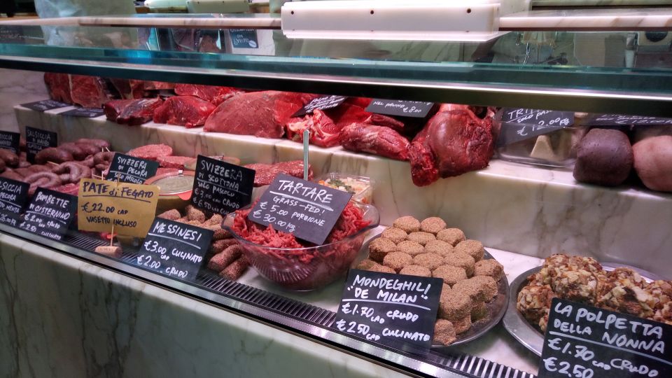 Milan: Traditional and Modern Food Tour - Risotto alla Milanese and Pasta: The Traditional Backbone